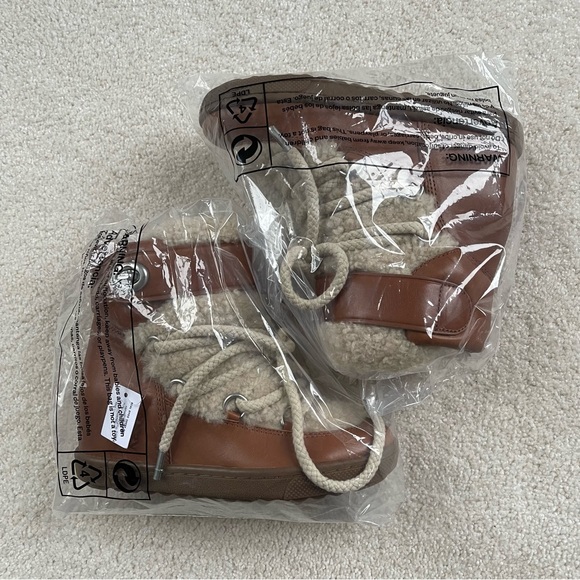 Women's Lace Up Shearling Boots - Tan - Picture 3 of 7